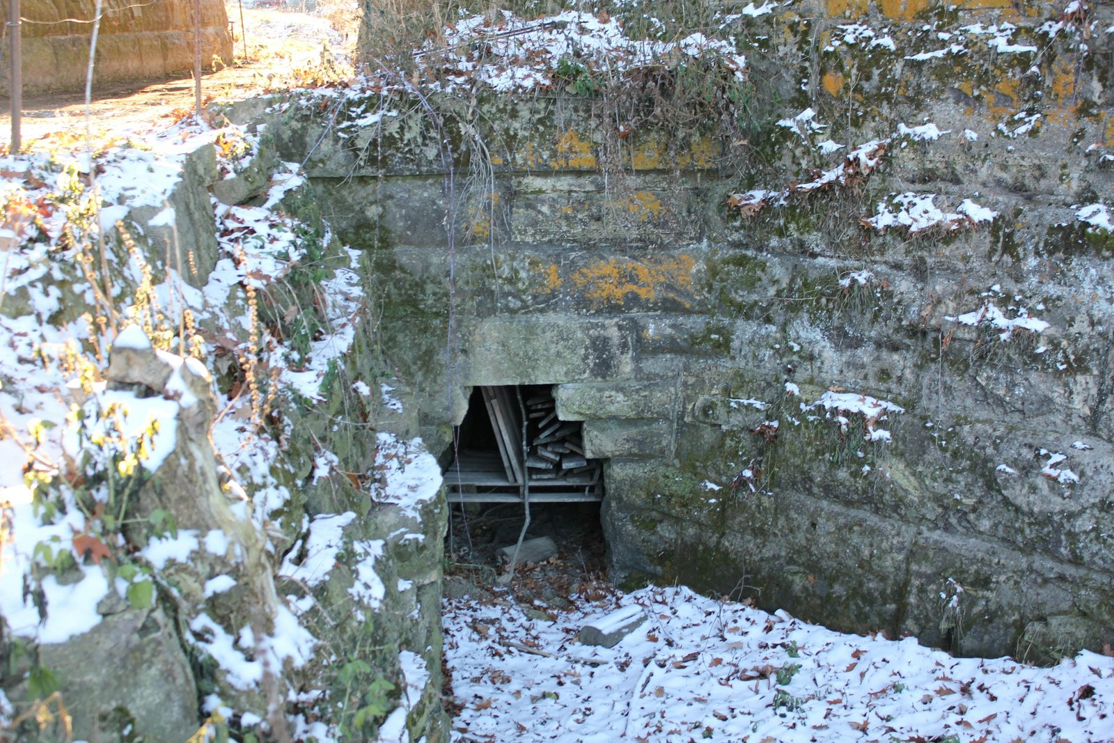 North face, box culvert